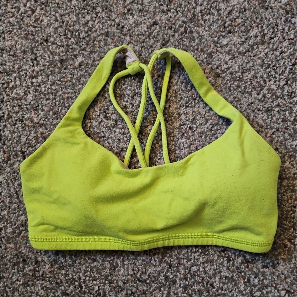 Lululemon sports bra (size 4)